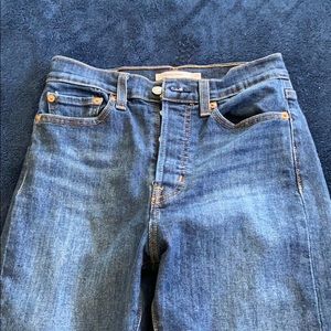Levi Wedgie fit jeans